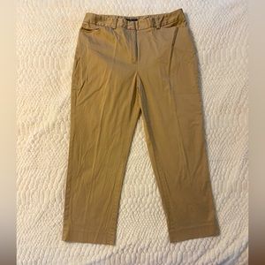 Jones New York Signature Khaki Cropped Pants Size 10